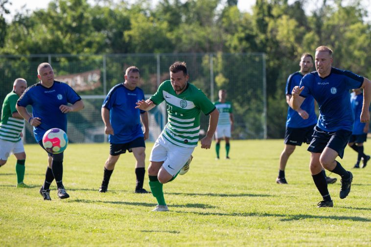 Nézőrekord mellett zajlott a Hunyadi–Fradi öregfiúk mérkőzés.