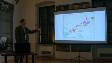 Langó Péter előadása a Tessedik Sámuel Múzeumban 2023. december 1-én.