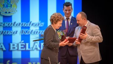Kitajka Béláné, Edit néni vehette át a Békésszentandrás Kiváló Pedagógusa Kitüntető Díjat.