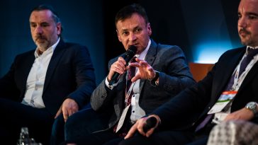 Ruck János, a szarvasi GALLICOOP Zrt. vezérigazgatója a Portfolió kerekasztal beszélgetésén.