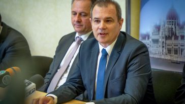 Dankó Béla országgyűlési képviselő és Hodálik Pál, a 2024-es önkormányzati választások fideszes polgármesterjelöltje.