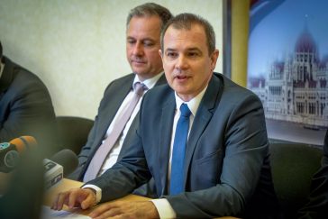 Dankó Béla országgyűlési képviselő és Hodálik Pál, a 2024-es önkormányzati választások fideszes polgármesterjelöltje.