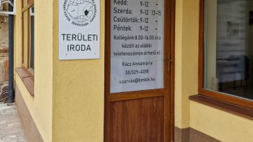A szarvasi iroda a Kossuth L. u. 21/1. alatt található.