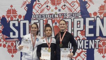 Bagosi Marianna (jobbról) bronzérmes a Sofia Openen