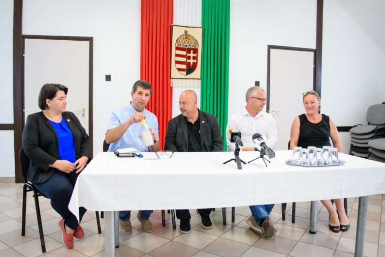 Farkasné Sinka Dóra, Bontovics Ignác, Sinka Imre, Sinka Péter és dr. Bodnár Beáta.