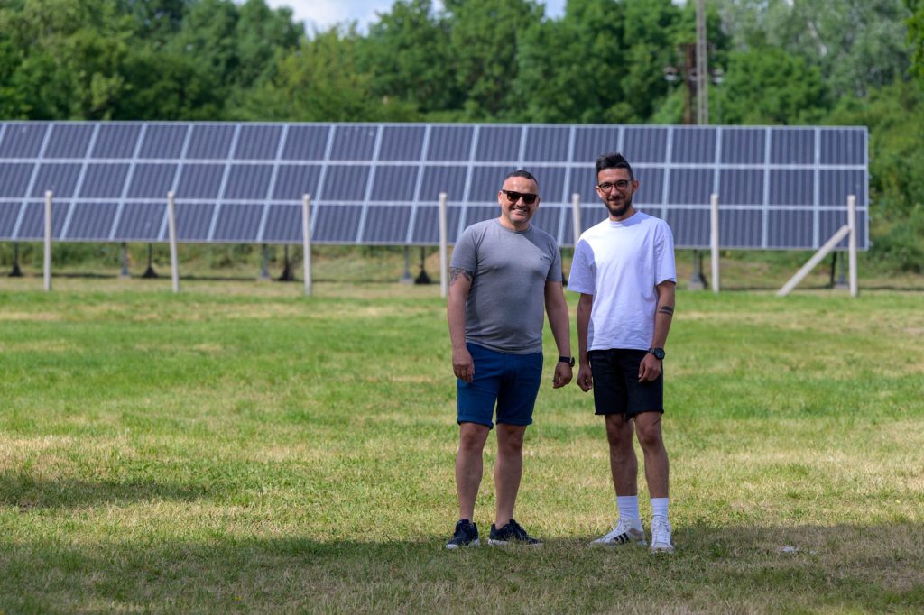 Valach Róbert és Farkas Márk a ONEDAY Fesztivál tervezett helyszínén.