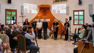 Az Alföld Quartet és a 4Hands Band adott közös koncertet a szervasi református templomban 2024. május 26-án.