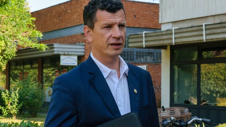 Dr. Lesfalvi Balázs sajtótájékoztatót tart 2024. június 14-én.