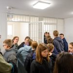 A rabvárót tekintik meg a diákok a Nyitott bíróság napján 2024. október 22-én.