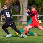 Tofan Alex (zöldben) góljával 2-1-re vezetett Csabacsűd.