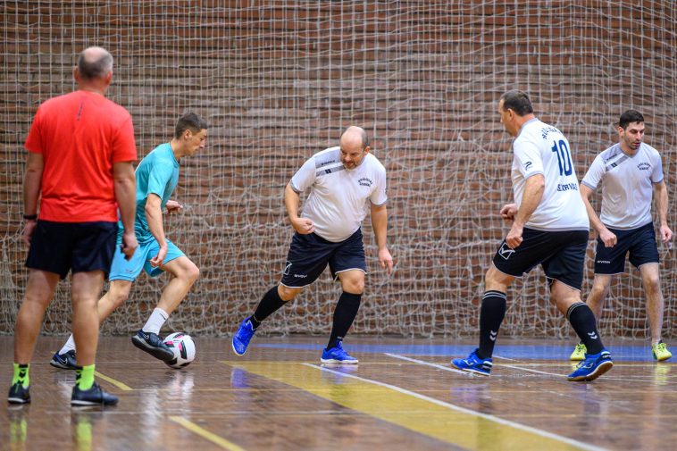 Ötszázadszor lépett pályára a Hooligans és a teremfoci-bajnokság elindítója, Gunda Atilla.