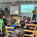 Kós Tibor előadása a Szlovák Általános Iskolában.