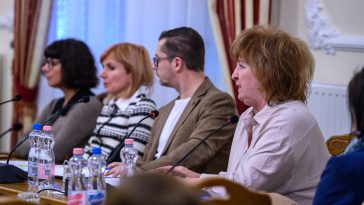 Jambrik Ramola pénzügyi osztályvezető elmondta, hogy az első fordulóhoz képest 860 millióval emelkedett a főösszeg.