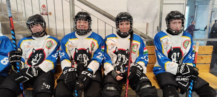 A Csabai Farkasokkal közös csapat szarvasi tagjai: Patay Sára, Kepenyes-Darida Zóra, Budai Luca és Patay Panna.