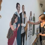 Tóth-Rigler Emma munka közben.