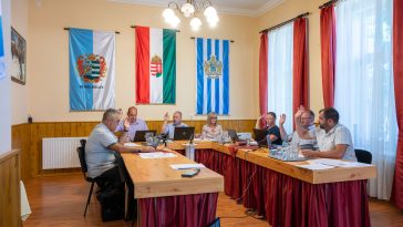 Hat fővel ülésezett Békésszentandrás Nagyközség Önkormányzata május utolsó napján.