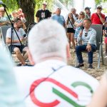 Magyar Péter beszélgetőtársa Gombár Dávid volt a Tisza országjárásának szarvasi állomásán.