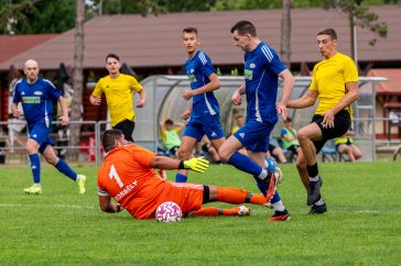 Szécsi Rajmond mérkőzés második gólját szerzi.
