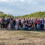 Az idei újszülöttek, szüleik, nagyszüleik.