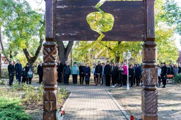 Az 1956-os magyar forradalomra és szabadságharcra emlékeztek Csabacsűdön 2025. október 22-én.