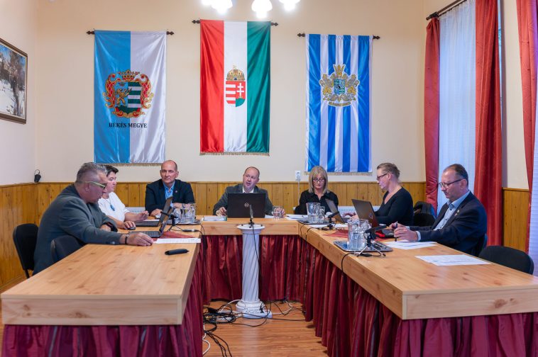 Ülésezik Békésszentandrás Nagyközség Önkormányzatának képviselő-testülete 2025. október 20-án.