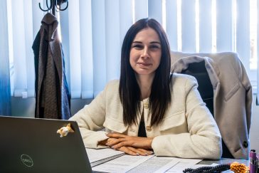 Dr. Sonkoly Ticiána, a Szarvasi Polgármesteri Hivatal Hatósági és Szociális Osztályának vezetője.