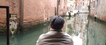 Zahorecz Pál (középen sapkában)