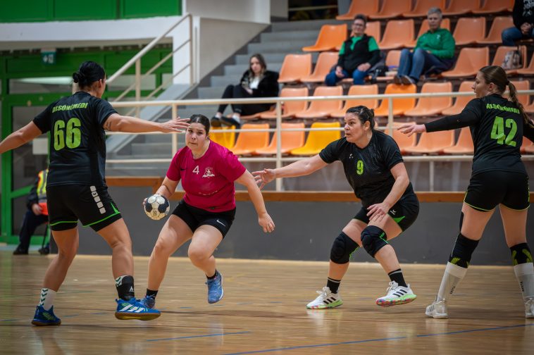 Szöllősi Petra 8 gólt szerzett.