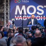 Szarvas főterén tartott kampánygyűlést Magyar Péter és Gombár Dávid.