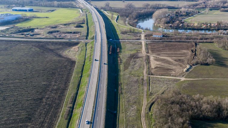 Elkezdődött az M44-es második kunszentmártoni lejárójának kivitelezése.