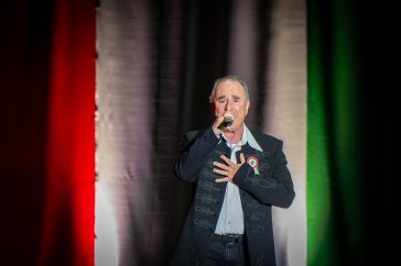 Varga Miklós volt a meglepetésvendég a március 15-i nemzeti ünnepen.