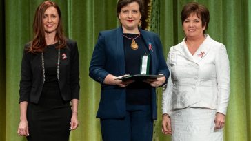 Kiss-Hegyi Anita kulturális kapcsolatokért felelős államtitkár, Csasztvan Zsuzsanna és Závogyán Magdolna kultúráért felelős államtitkár.