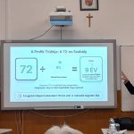 Dr. Árpási Zoltán a Gál Ferenc Egyetem Gazdasági Karának dékánja tartott érdekfeszítő előadást a legfontosabb gazdasági összefüggésekről.