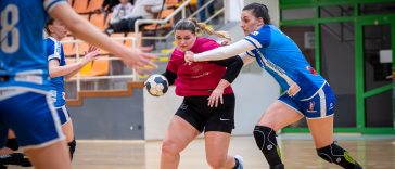 Majoros Flóra egy tucatot dobott a listavezetőnek.