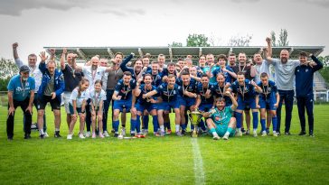 A Szarvasi FC 1905 bajnokcsapata szombaton megkapta megérdemelt díjait és a serleget.