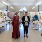 Hegedűs Zoltánné Fazekas Judit kiállításának megnyitóján és Balla Edit méltatta az alkotót.