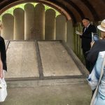 A holokauszt áldozataira emlékeztek a szarvasi zsidótemetőben 2026. július 19-én.