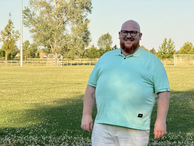 Az együttes irányítását új edző, Simondán-Hankó Vilmos vette át.