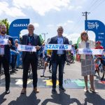 A Tour de Hongrie rajtjánál Gombár Dávid országgyűlési képviselő, Eisenkrammer Károly, a TdH-t szervező Vuelta Sportiroda vezetője, Hodálik Pál polgármester, Horváthné dr. Kepenes Edit jegyző és Lénártné dr. Belicza Györgyi aljegyző.