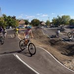 Hivatalosan is átadták a Zöldpázsit téri játszótéren felépült, modern aszfaltos pumpapályát.